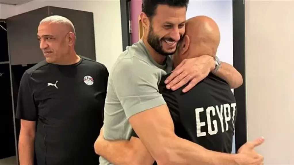 محمد الشناوي على رأس التشكيل المثالي لدور المجموعات في كان 2025