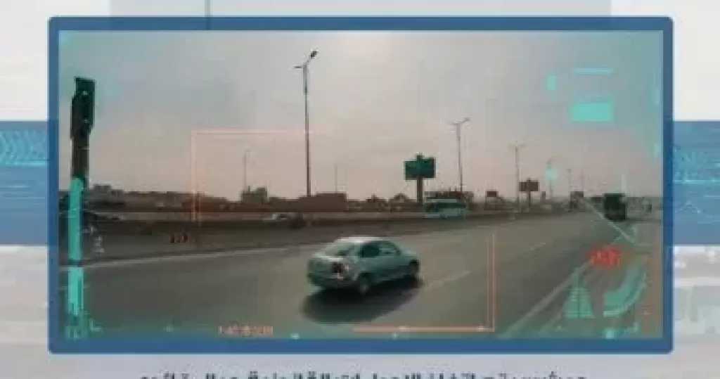 رادار المرور يلتقط 1112 سيارة تسير بسرعات جنونية فى 24 ساعة