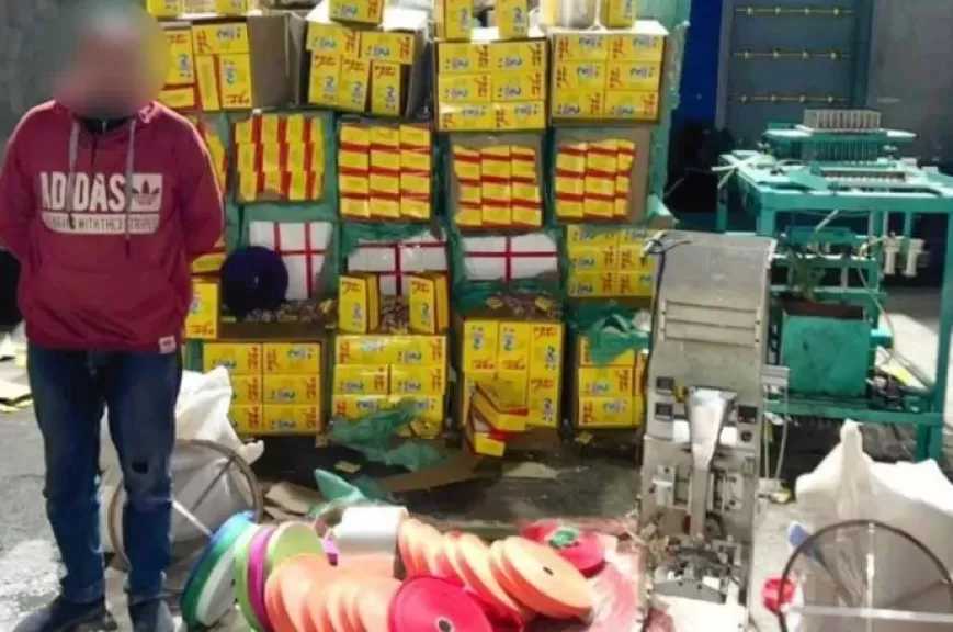 ضبط مالك مخزن بحوزته 7 ملايين لعبة نارية في الإسكندرية