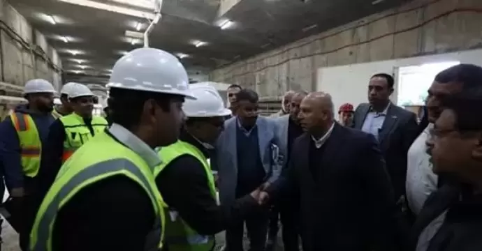 وزير الصناعة والنقل يجري جولة هامة بالمرحلة الأولى من الخط الرابع للمترو