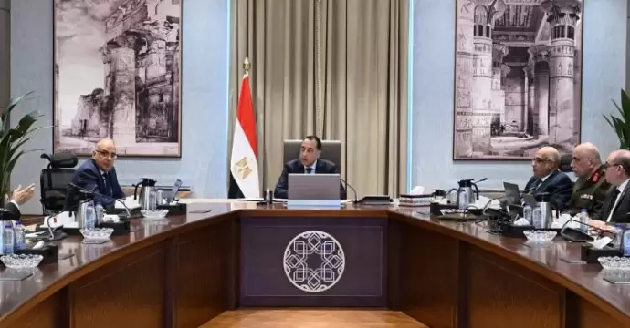 رئيس الوزراء يتابع الموقف التنفيذي لأعمال اللجنة المشتركة المشكلة لتصويب تواجدات طرح النهر