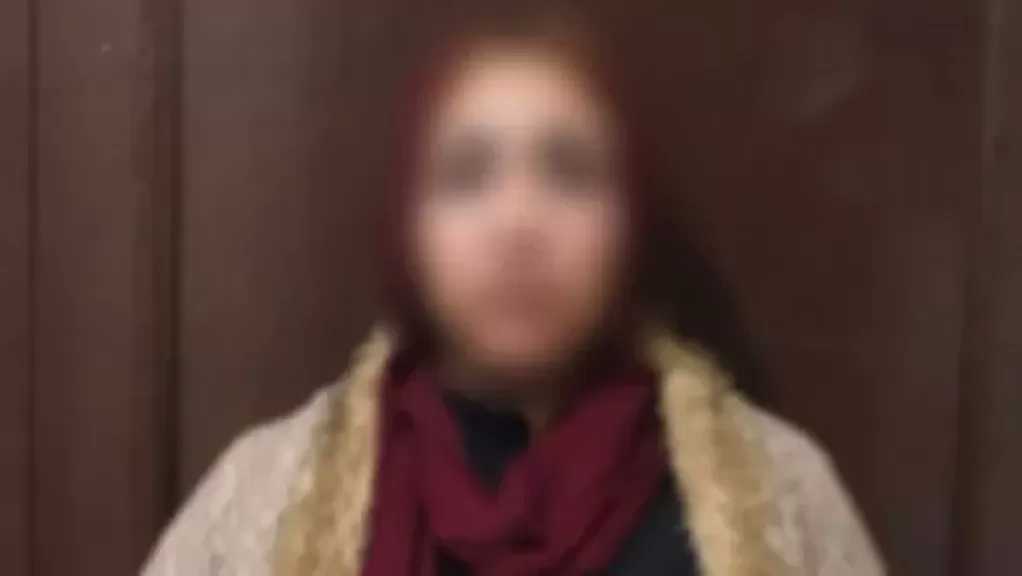 سقوط شبكة لممارسة الأعمال المنافية للآداب عبر تطبيقات الهاتف فى الإسكندرية
