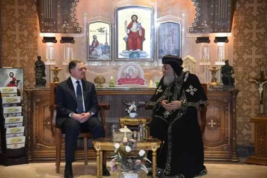 وزير الداخلية يهنئ البابا تواضروس بعيد الميلاد ويشيد بالدور الوطني للكنيسة المصرية