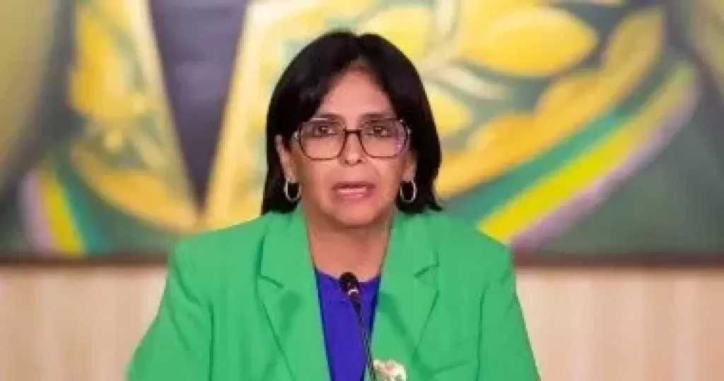 ديلسي رودريجيز نائبة رئيس فنزويلا تؤدى اليمين الدستورية رئيسة للبلاد