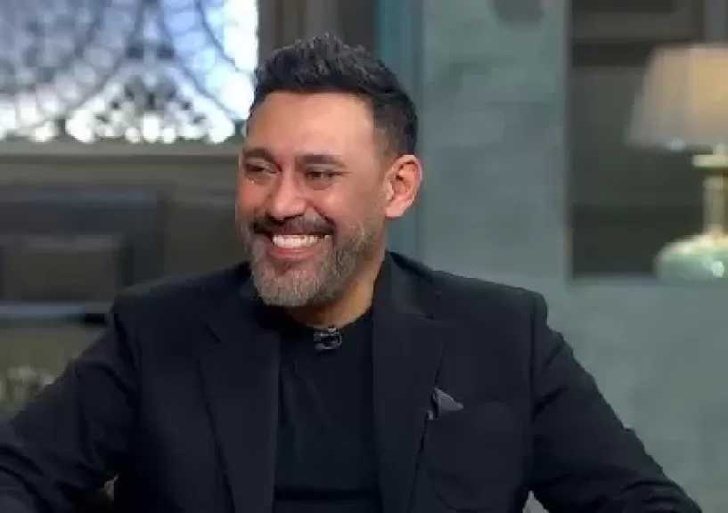 عمرو مصطفى يروي بدايات عشقه للموسيقى العربية وتأثره بمحمد منير