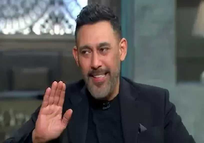 عمرو مصطفى يكشف كواليس أغنية «العالم الله»: كانت هدية في سبوع ابنة عامر منيب