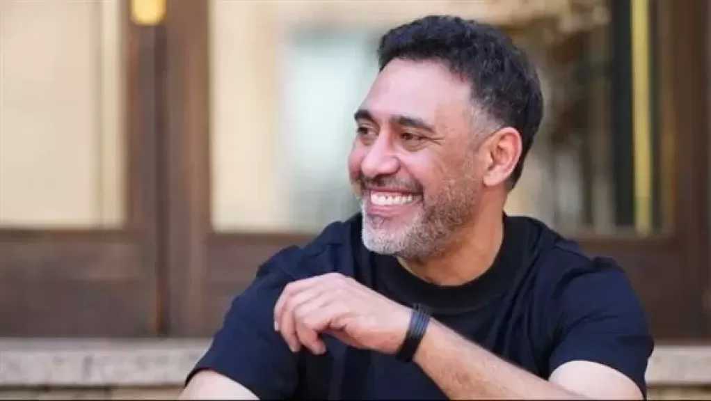 عمرو مصطفى يكشف عن سبب تنازله عن ”بشرة خير” للجسمي