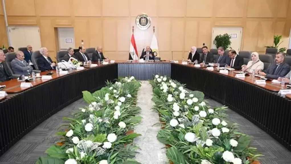 وزير الصناعة يبحث مع اتحاد الصناعات تعميق الصناعات الهندسية وزيادة المكون المحلي من الصاج ومستلزمات الإنتاج