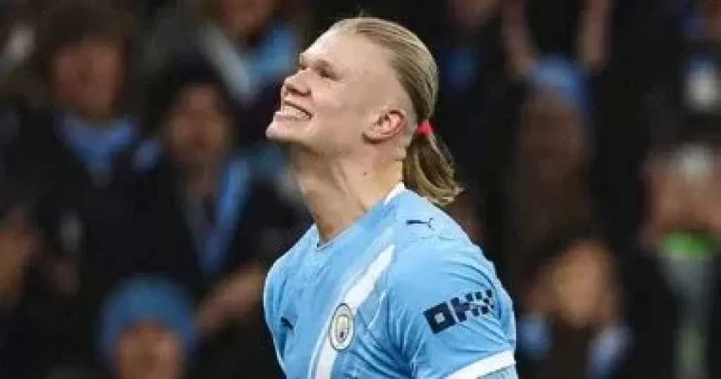 مان سيتي ضد برايتون.. السيتزينز يتفوق بهدف هالاند فى الشوط الأول