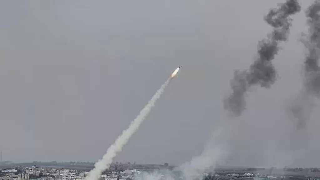 جيش الاحتلال يزعم رصد محاولة إطلاق قذيفة صاروخية من غزة