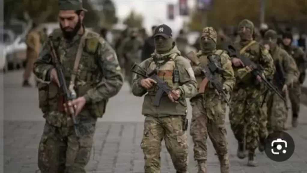 الجيش السوري يعلن حظر التجول في أحياء الشيخ مقصود والأشرفية وبني زيد بحلب