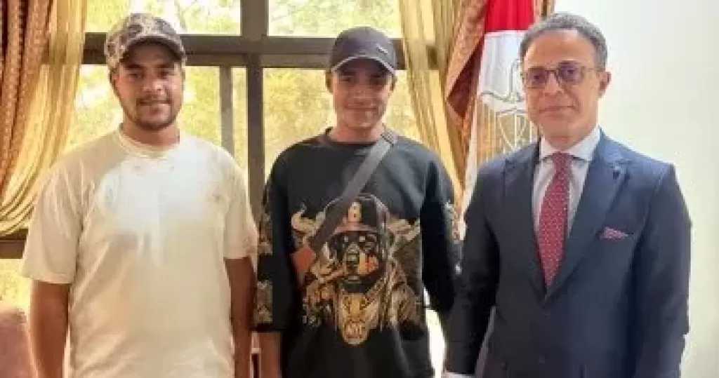 السفارة المصرية فى مالى تنجح فى إعادة مواطنين عالقين على بُعد 350 كم من باماكو