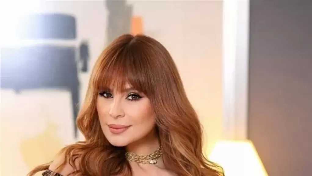 بكلمات مؤثرة.. كارول سماحة تعزي فيروز في وفاة نجلها