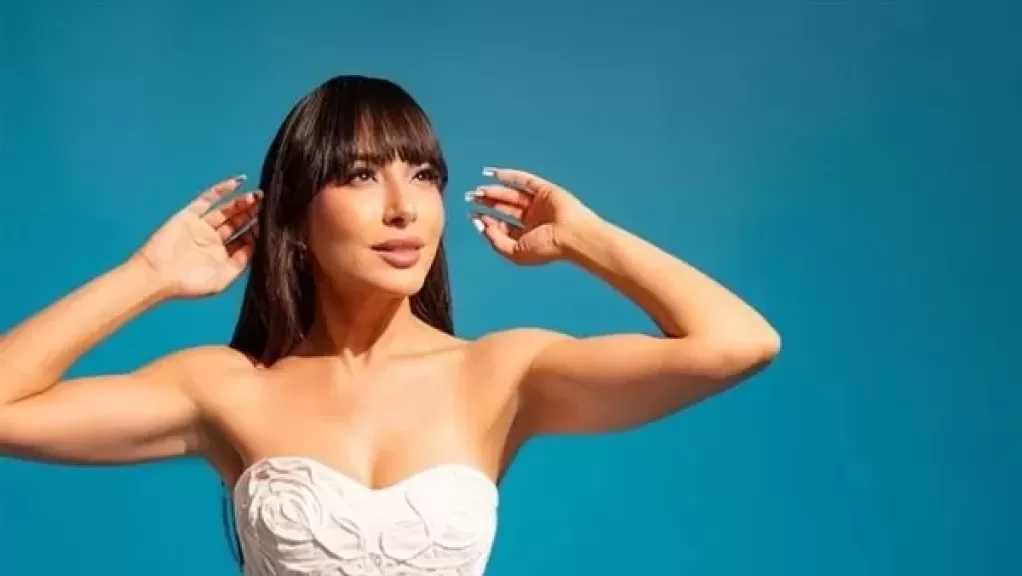 للكبار فقط.. ساندي تكشف مفاجآت ألبومها الجديد سكوت