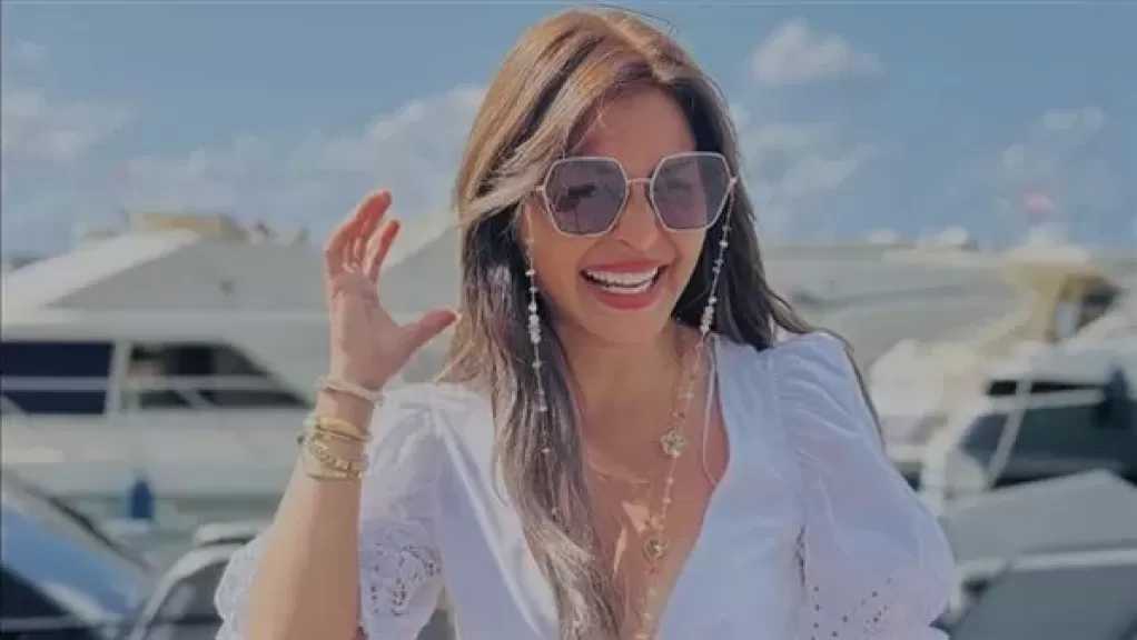 رفعتوا راسنا.. منة فضالي تحتفل بتأهل الفراعنة لنصف نهائي أمم أفريقيا