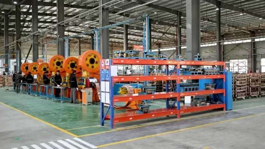 رئيس الوزراء: المواطن يدفع 400 جنيه فقط مقابل عمليات تكلف الدولة مليون جنيه