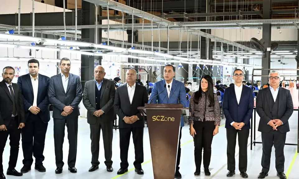 رئيس الوزراء: مصر تدخل عصر تصنيع مكونات الطاقة الشمسية بمصانع ذات معايير عالمية