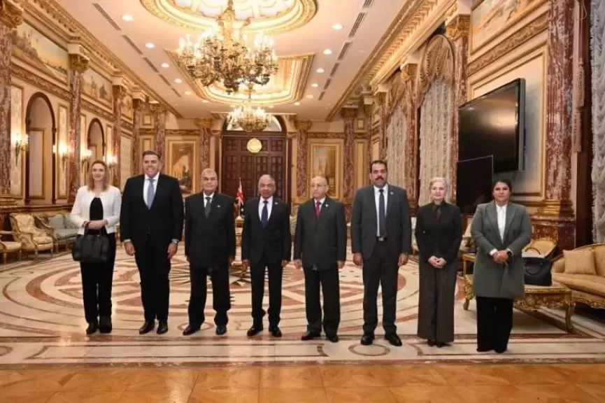 رئيس الشيوخ يستقبل رئيس مجلس النواب الأسترالي.. تفاصيل