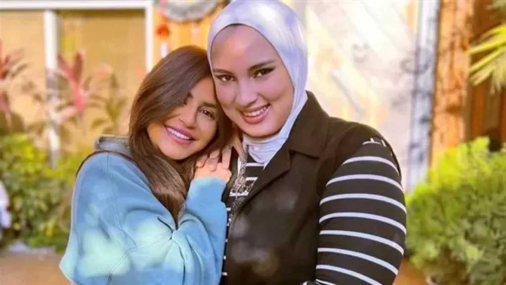 منة فضالي: العمل مع ياسمين عبد العزيز تجربة استثنائية