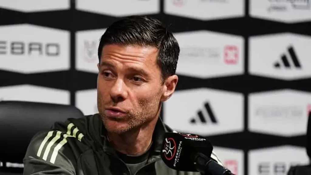 حقيقة إقالة ألونسو من تدريب ريال مدريد بعد الهزيمة في الكلاسيكو