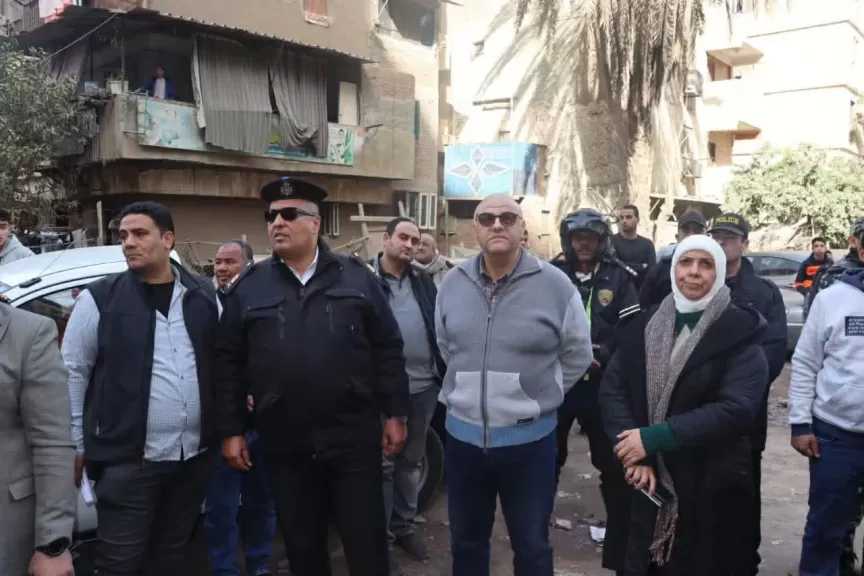 محافظ القليوبية يقود حملة لإزالة برجين مخالفين في شبرا الخيمة ضمن الموجة 28