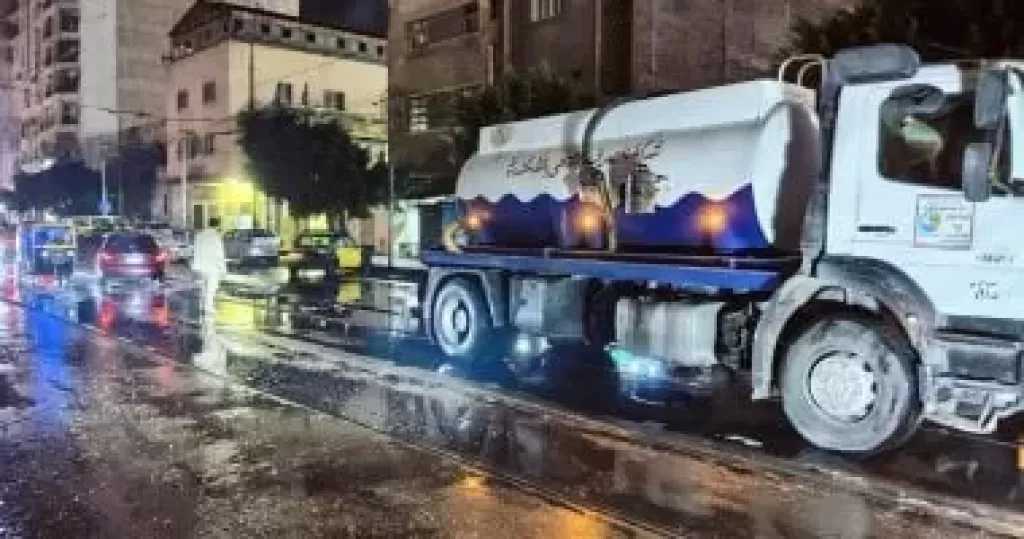 استمرار رفع درجة الاستعداد بكل الأجهزة للتعامل مع الأمطار ونشاط الرياح بالإسكندرية