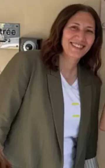 الدكتورة إيناس فواز تكتب: الإدمان الرقمي.. هل نحن مدمنون دون أن نشعر؟