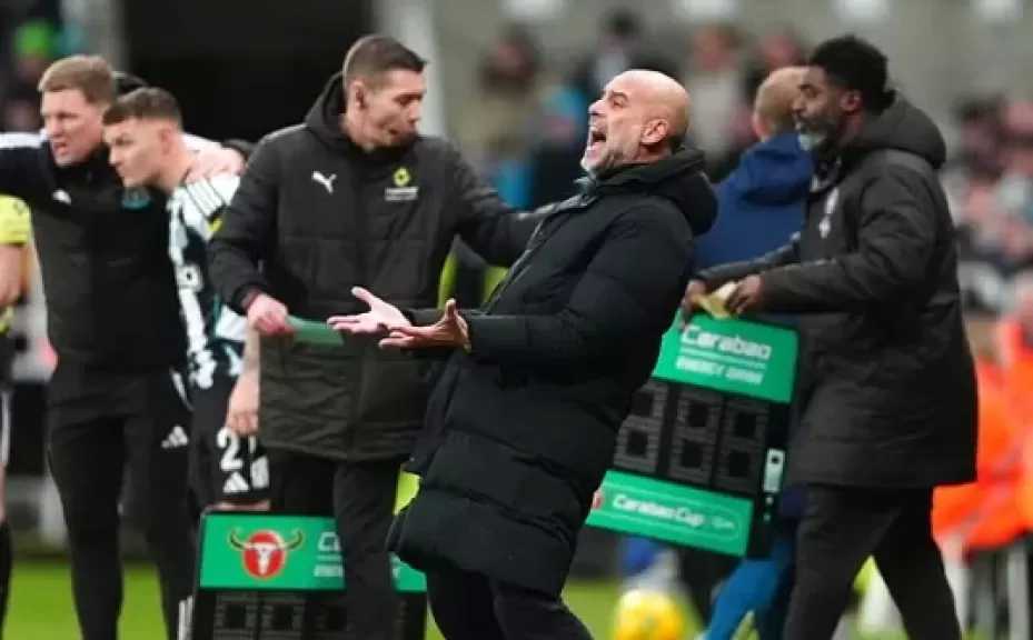 جوارديولا ينتقد تقنية الفيديو ويشيد بقوة فريقه بعد الفوز على نيوكاسل