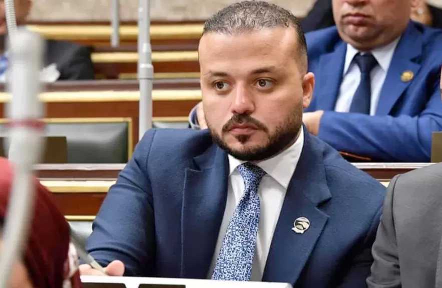 محمد الجارحي رئيسا لـ ”مشروعات النواب” والدخميسي والعمدة وكيلين