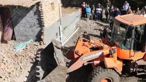 محافظ كفر الشيخ تنفيذ 11 قرار إزالة تعديات من أملاك الدولة.. صور