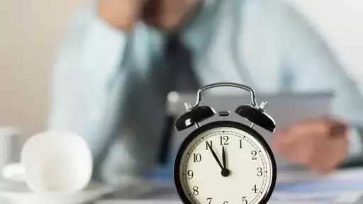 خطوات بسيطة تساعدك في إعداد جدول يومي لتنظيم الوقت بفعالية