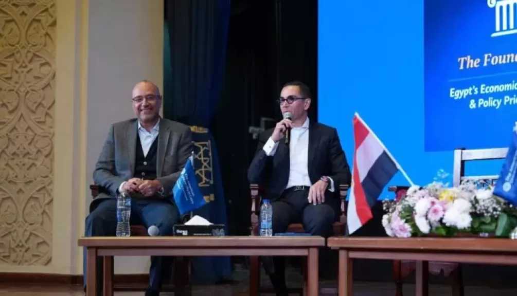 وزير الاستثمار: السياسة النقدية الحالية ساهمت في زيادة الأصول الأجنبية وتحويلات المصريين بالخارج والاحتياطي النقدي