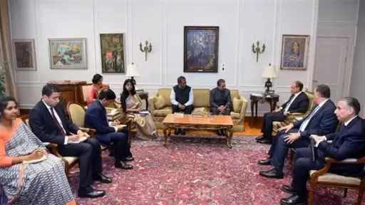 وزير الخارجية ونظيره الهندي يتطلعان لعقد الجولة الـ14 من المشاورات السياسية بين البلدين