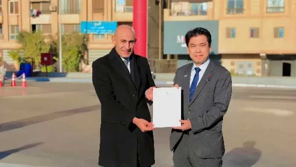 وزير التعليم يصطحب نظيره الياباني لتفقد محور شينزو آبي.. ويُسلّمه رسالة شكر من الرئيس