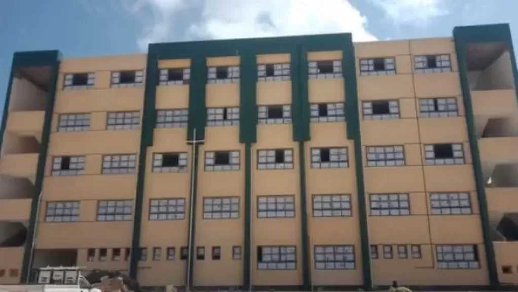 تعليم مطروح : هدوء وانضباط مع انطلاق امتحانات الشهادة الإعدادية