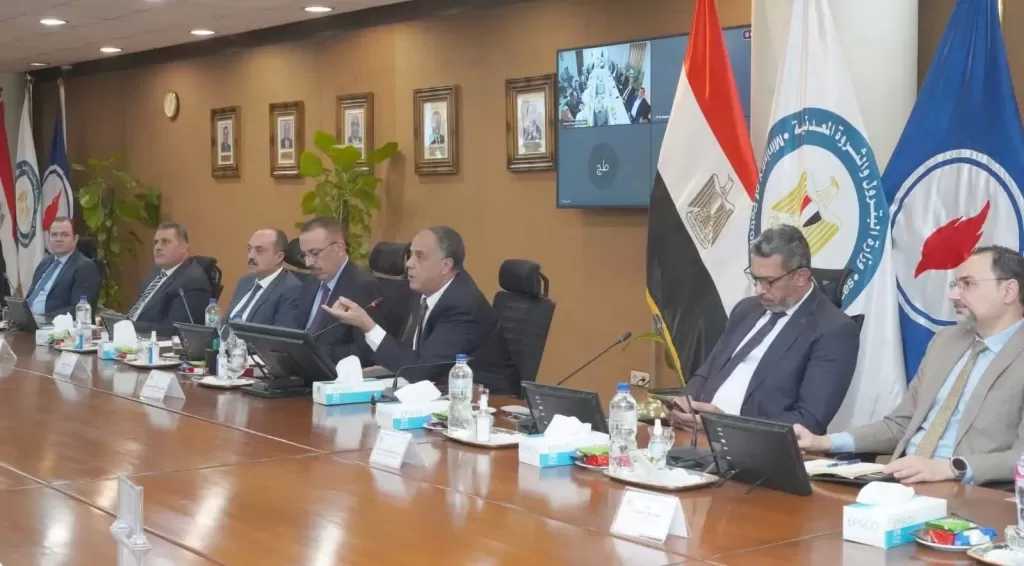 البترول: مناقشة خطط موازنات بتروسيلة والواحة للعامين الماليين الحالي والقادم وخطة الخمس سنوات