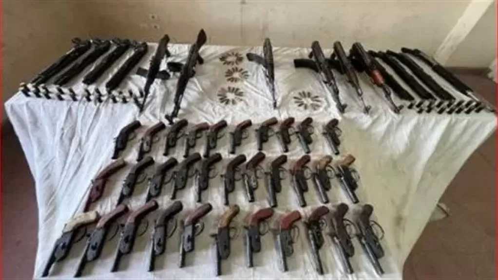الأمن يلاحق حائزي الأسلحة غير المرخصة ويضبط 170 متهما