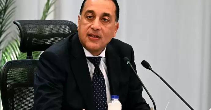 رئيس الوزراء يقرر الخميس 29 يناير الجاري إجازة رسمية بمناسبة عيد ثورة 25 يناير وعيد الشرطة