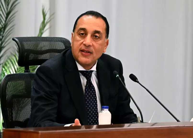 رئيس الوزراء يقرر الخميس 29 يناير الجاري إجازة رسمية بمناسبة عيد ثورة 25 يناير وعيد الشرطة