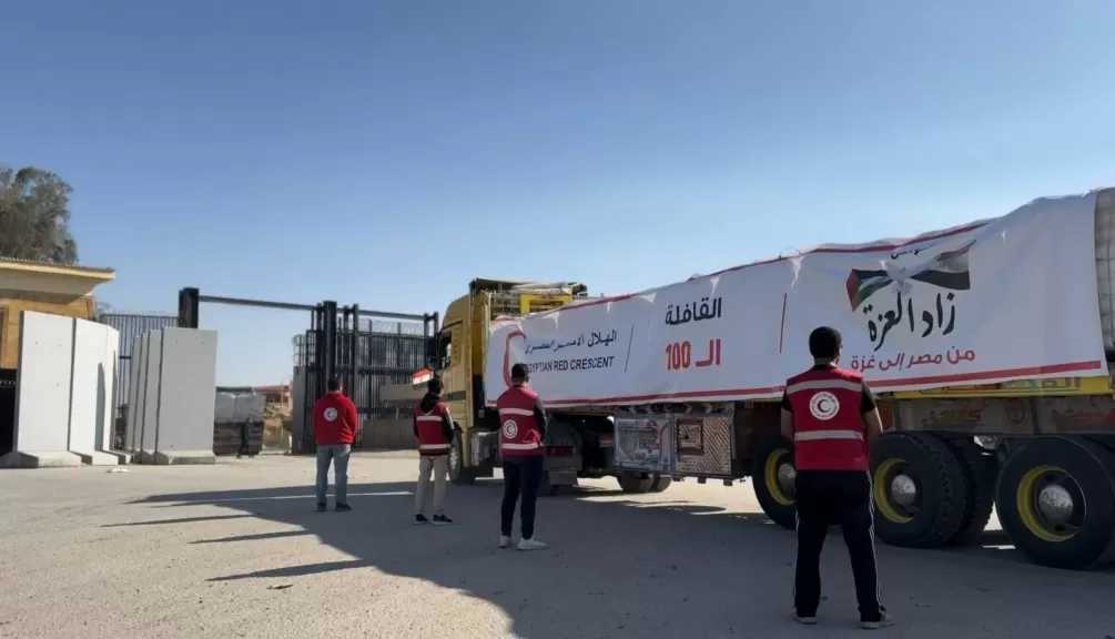 قافلة «زاد العزة» الـ119 تدخل إلى قطاع غزة