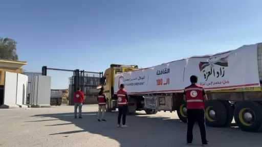 قافلة «زاد العزة» الـ119 تدخل إلى قطاع غزة