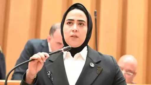 طلب إحاطة بشأن قرار هيئة الدواء بفرض رسوم تصريح ممارسة تركيب المستحضرات الصيدلية