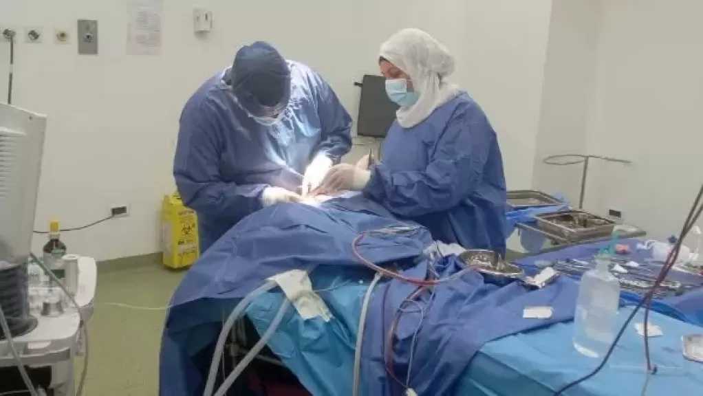 إنقاذ حياة رضيع سقط من ارتفاع بالقناطر الخيرية