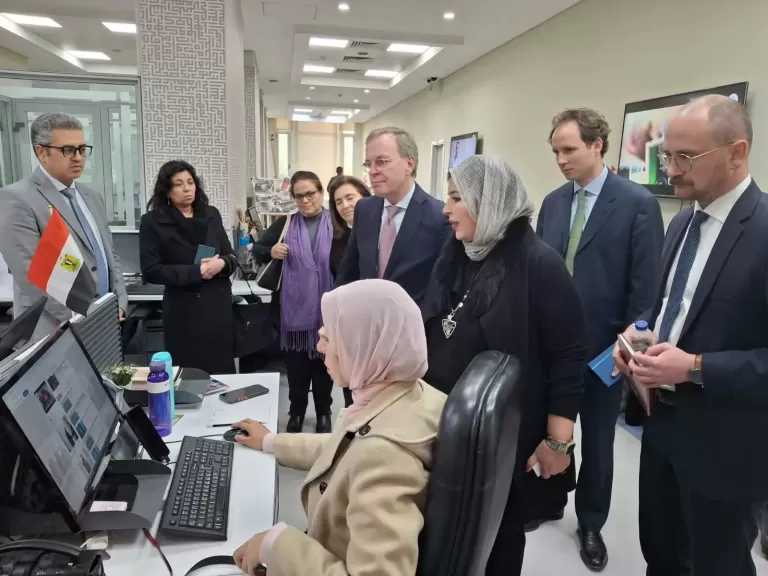 مرصد الأزهر يستقبل مفوض الحكومة الألمانية لحرية الأديان لبحث مكافحة التطرف وتعزيز التعايش العالمي