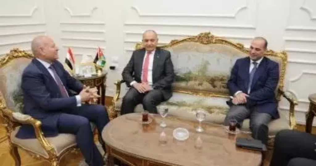 محافظ القاهرة يبحث مع سفير الأردن سبل تفعيل اتفاقية الصداقة