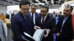 وزير الثقافة يتفقد معرض القاهرة الدولي للكتاب في دورته السابعة والخمسين ويلتقي عدداً من المشاركين