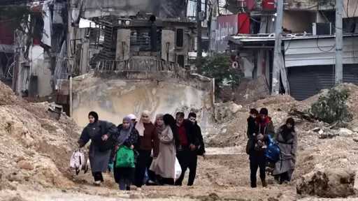 غزة.. الاحتلال ينتشر في شوارع مدينة طولكرم ويصدم مركبات