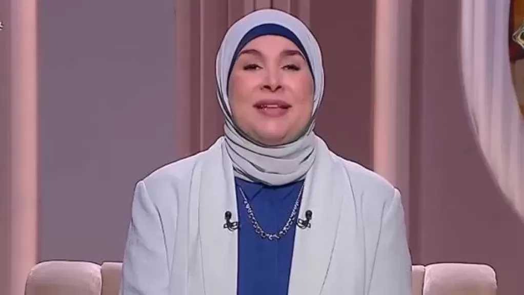 استشارية: ”فخ الكمال” على مواقع التواصل حوّل الأمومة إلى عبء مادي ونفسي