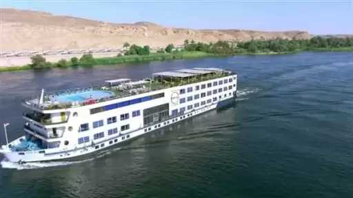 النقل تدعو القطاع الخاص للاستثمار في النقل النهري ضمن خطة شاملة لتطوير القطاع
