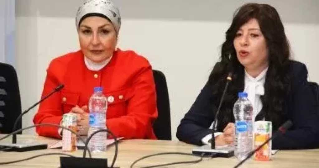سوزي سمير بمعرض القاهرة الدولي للكتاب: المرأة عنصر فاعل في التشريع وصنع القرار